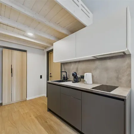 דירה Inviting Loft In Old Town *